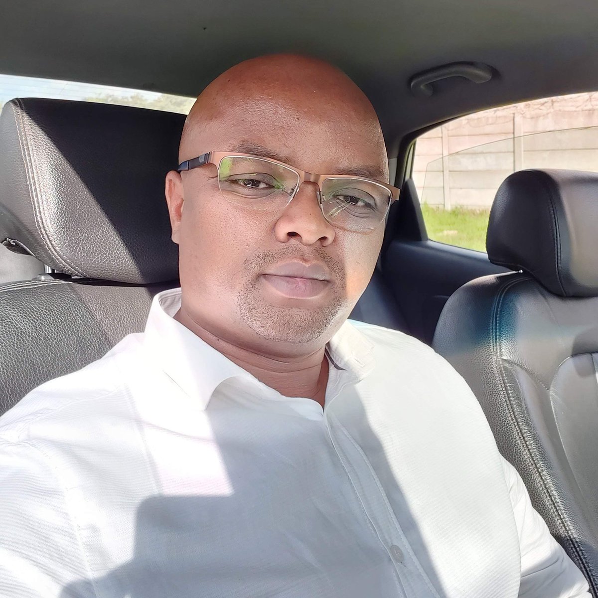 SimphiweMotman's tweet image. #NewProfilePic