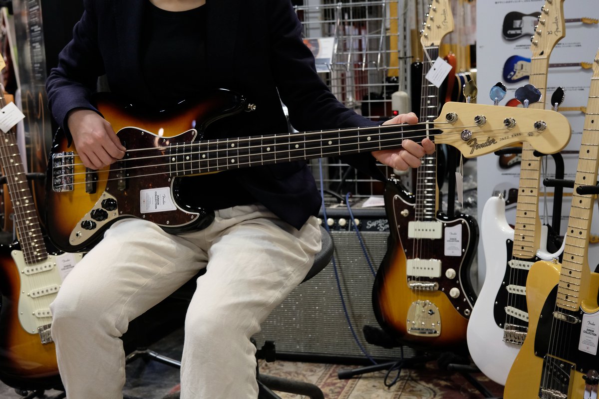 1484shibuya's tweet photo. 【#Fender #ジュニアコレクション】
フェンダー人気機種をショートスケールにした #日本製 #JuniorCollection 小・中学生や小柄な方にも人気です!楽器を始めたいお子様のクリスマスプレゼントなどにいかがでしょうか🎁💁♂️
商品一覧はこちら▼
https://t.co/gEn0s754fG https://t.co/h4GlPsu37M