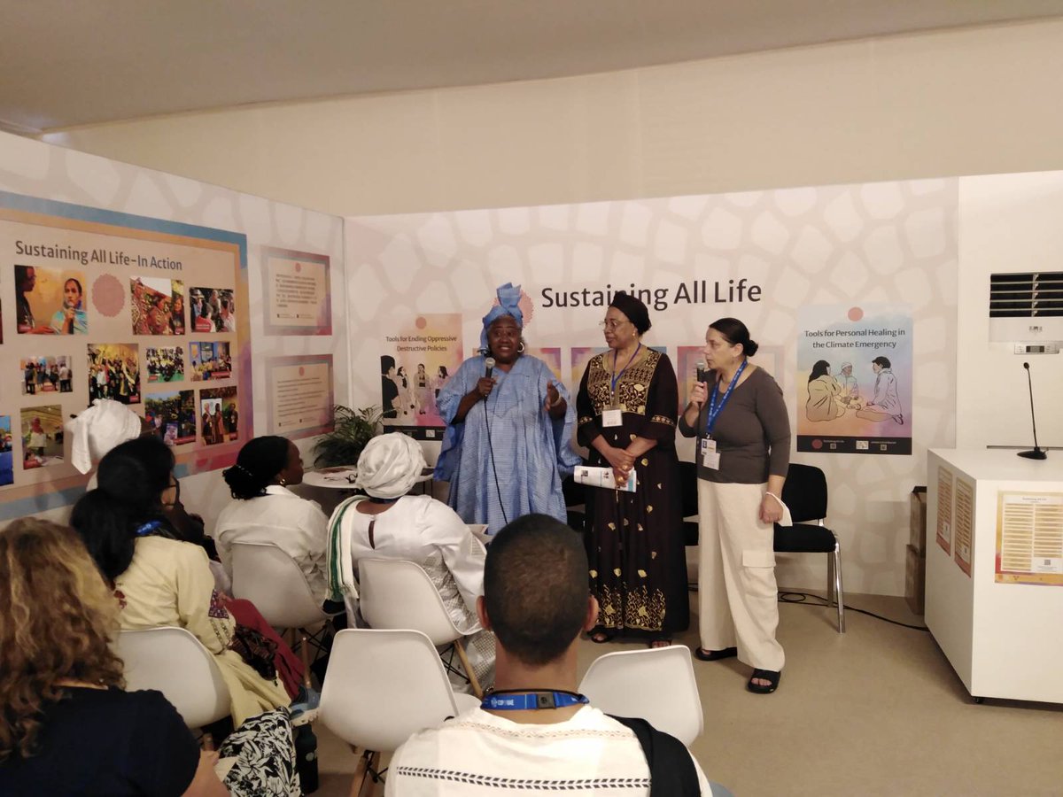 SustainAllLife's tweet photo. 💪Powerful voices, united for change. Barbara Love and Chioma Okonkwo leading, with Iman Awadh interpreting into Arabic at 'Healing the Trauma of the Climate Crisis' during COP28.
Together, we heal, we rise.🤝
#SustainingAllLife #UnitedtoEndRacism #ClimateLeaders #COP28Moments https://t.co/l94XvQ9C4c