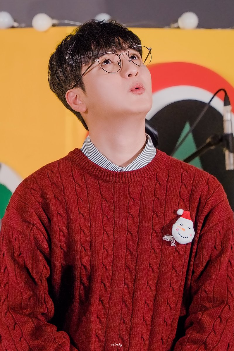 timeto_lucy's tweet photo. 221223 덕콘 Winter 스페셜

#루시 #lucy #신광일 #gwangil https://t.co/PlgEVS1MQT