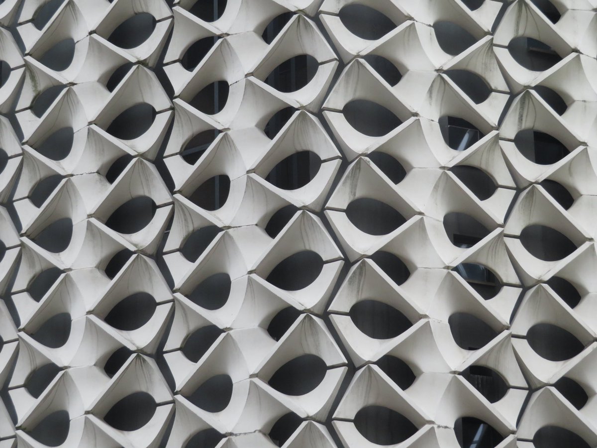 modelcitizen.ie tweet media