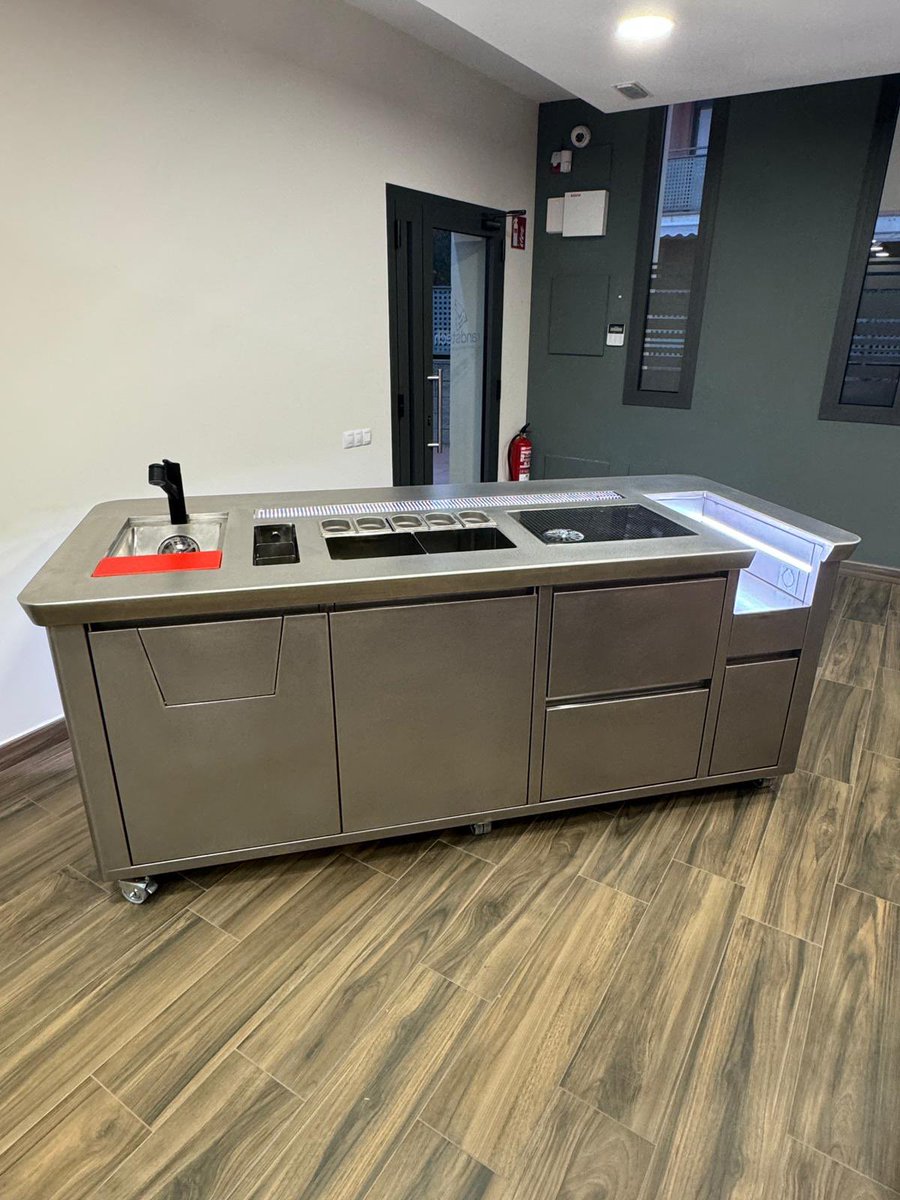 RANDSTECH tweet media