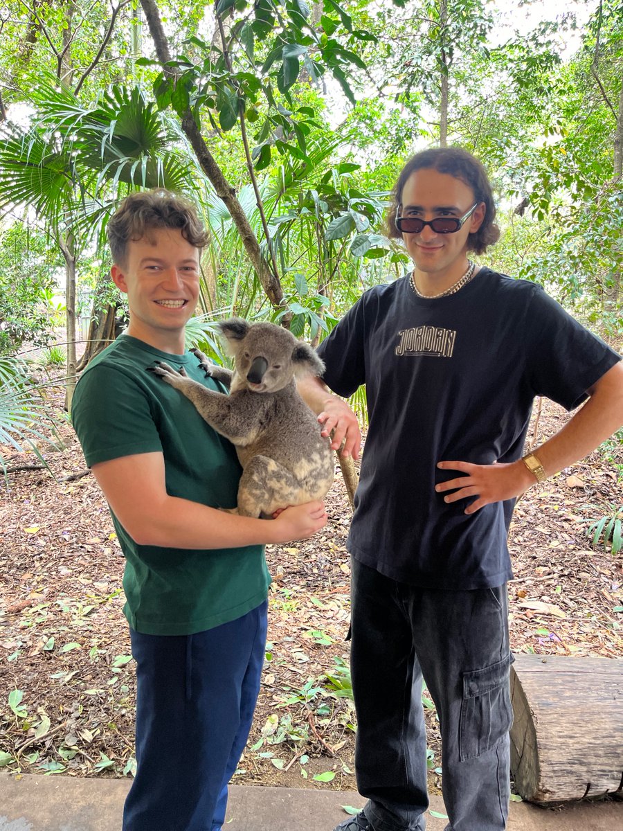 dcsandbrook's tweet photo. A huge thank you, too, to our magnificent producers at @GoalhangerPods, especially @jackwdavenport, @domwjohnson and @youngsm1th (pictured below with the great @tonypastor70).  

They are the real stars of the podcast, because without them we'd just be howling into the void. https://t.co/p1xrVYJwcP