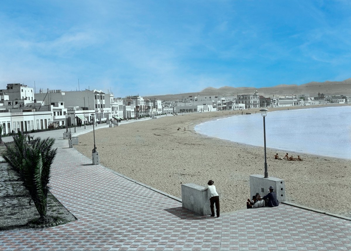 n_canarias's tweet photo. Gran Canaria - Las Canteras - año 1940
Si te gusta (y quieres) déjanos un corazoncito y repost para apoyar al canal. Seguimos en Patreon si quieres colaborar +info en perfil. https://t.co/hU8CMjuTdt