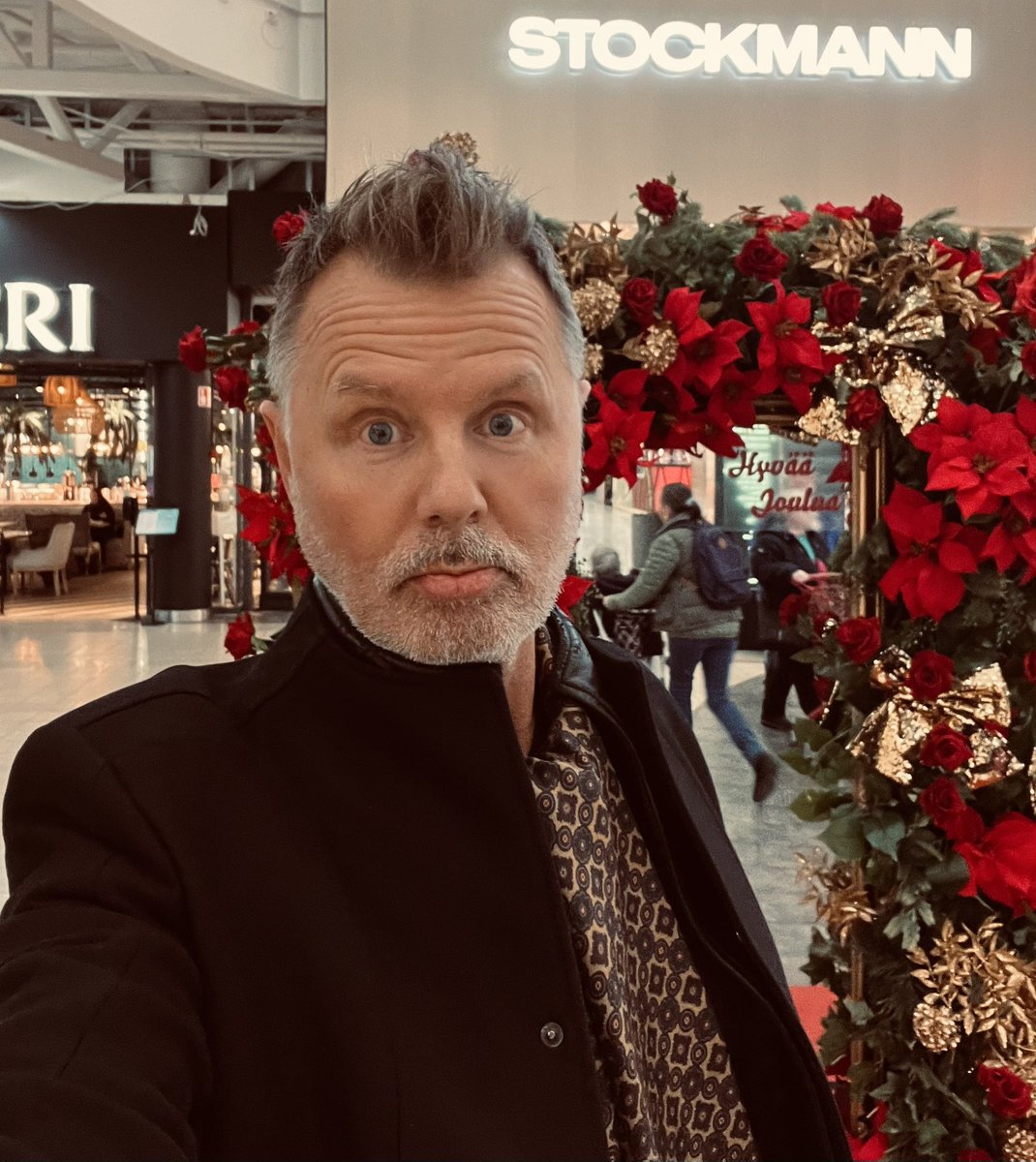 mikatreuthardt's tweet photo. "Kun turkulaiset ilmoittaa sulle, että saat sittenkin tulla"-ilme.

#turkuun https://t.co/iGe5EKAa03