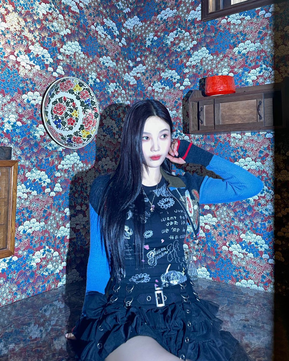 joystgrm's tweet photo. [INSTAGRAM POST] - 9P

✨✨✨
https://t.co/xre9Mlv7jr

@RVsmtown #RedVelvet #레드벨벳 #Joy #조이 #Chill_Kill 
231205 · 16:38:51 KST https://t.co/nRSQ929I1P