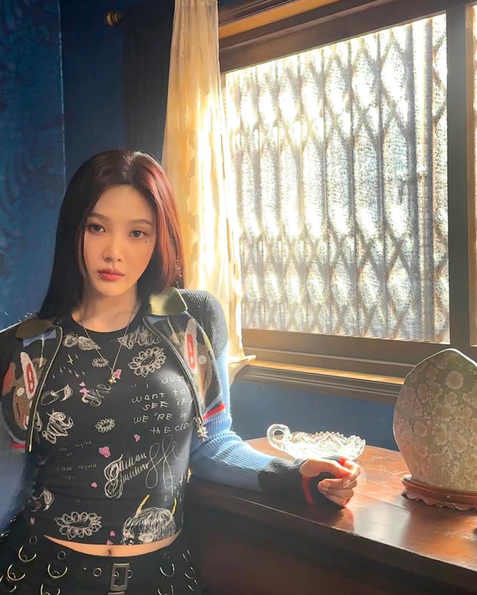 joystgrm's tweet photo. [INSTAGRAM POST] - 9P

❄️🧚‍♀️
https://t.co/WNIQG1qKPK

@RVsmtown #RedVelvet #레드벨벳 #Joy #조이 #Chill_Kill 
231205 · 16:45:00 KST https://t.co/Mm2BXfFIun