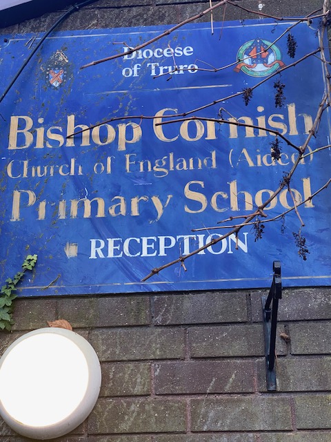 Clive PiG tweet media