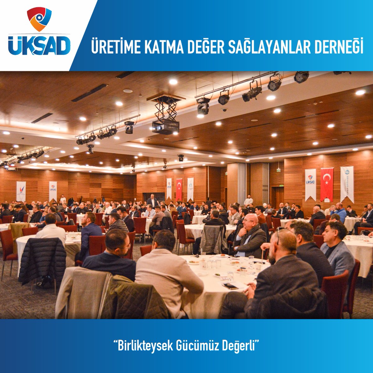 uksaddernek's tweet photo. ÜKSAD birlikteliğin gücünü yansıtmaya devam ediyor. Bu ay ki toplantımızda yatırımlar için finansal olarak doğru stratejiler ve zamanlamalar konularında verdiği çok kıymetli sunumlar için Başkent Üniversitesi İktisat Bölüm Başkanı Sn. Prof. Dr. Uğur EMEK'e teşekkür ederiz. #üksad https://t.co/iImmewaDKJ