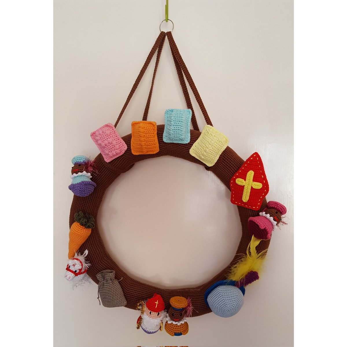 Ik wens iedereen een fijne pakjesavond!! #haken #haakgek #Amigurumi #pakjesavond #sinterklaas #sinterklaasjournaal