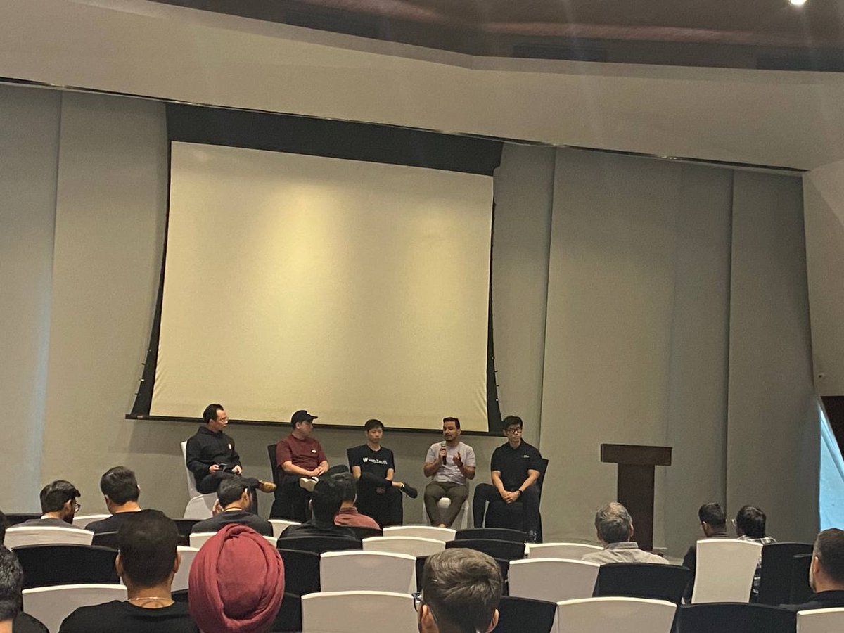 drraghavendra91's tweet image. Infinitely scalability of Blockchain for Cross chain becomes the top notch features and indispensable solution for a Indigenous #Web3project makes   Unique and create an ultimate impact 
@0xPolygonLabs

@SupraOracles
 #Intralayer
#IBW  #IndianBlockchainweek