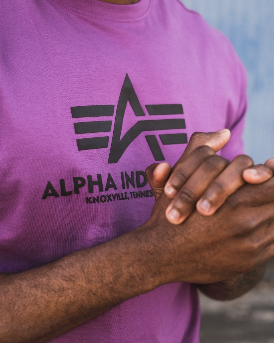 alphaind_sa's tweet photo. Elevate your Tee Game with Alpha Industries! 

#AlphaIndustries
#AlphaIndustriesSummer https://t.co/ojoXr8APsm
