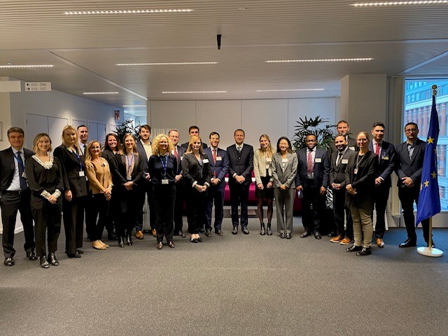 We are thrilled to welcome the first cohort of the #EU US Cyber Fellowship to Brussels for a week of exchanges with #EU colleagues, networking and the 9th #EU-US #cyberdialogue 🛡️💪#cybersecurity