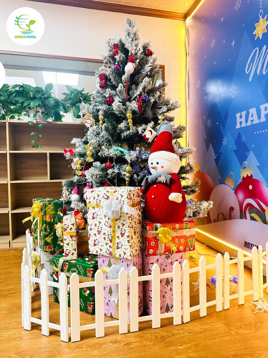 beboi_greenpool's tweet photo. Không Khí Giáng Sinh đã ngập tràn tại Green Pool 
Merry Christmas Everyone
#giangsinh #Christmas #lanh https://t.co/ulKWZUZfeM