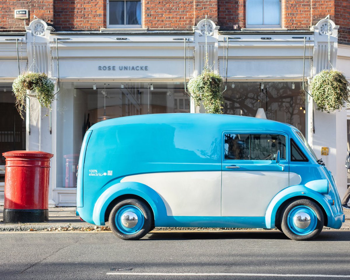 MorrisComm's tweet photo. This Christmas, post early to avoid delays, winter weather and the last-minute rush! #MorrisJE lends itself to delivery tasks. Iconic Classic Electric.
https://t.co/v3DkyUqXJ8
#postearly #handwritten #ChristmasPost #electricvehicles #ev #zeroemissions #electricvans https://t.co/HPwgPE7jYQ
