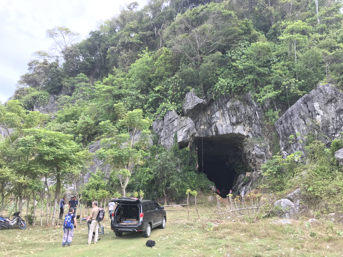EOS_SG's tweet photo. #ThrowBack: Over the last 15 years, #EOSsg has conducted research on natural hazards and climate change in and around Southeast Asia. In 2017, our team discovered a 7,400-year record of past tsunamis in a coastal cave in Indonesia. More: https://t.co/hnUDJZUs7s #15yrsWithEOS https://t.co/xYqgEQYy7Z