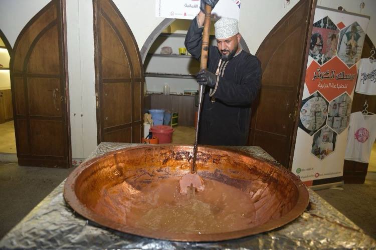 jehatnews's tweet photo. بالصور.. الحلوى العمانية تجذب زوار مهرجان العسل بالقطيف

تغريد آل إخوان - تصوير - بندر الشاخوري - #القطيف

- @taghreedtwitte
- @banderbb55ali https://t.co/v4OzEz6AOc https://t.co/GEpO7FGFrK