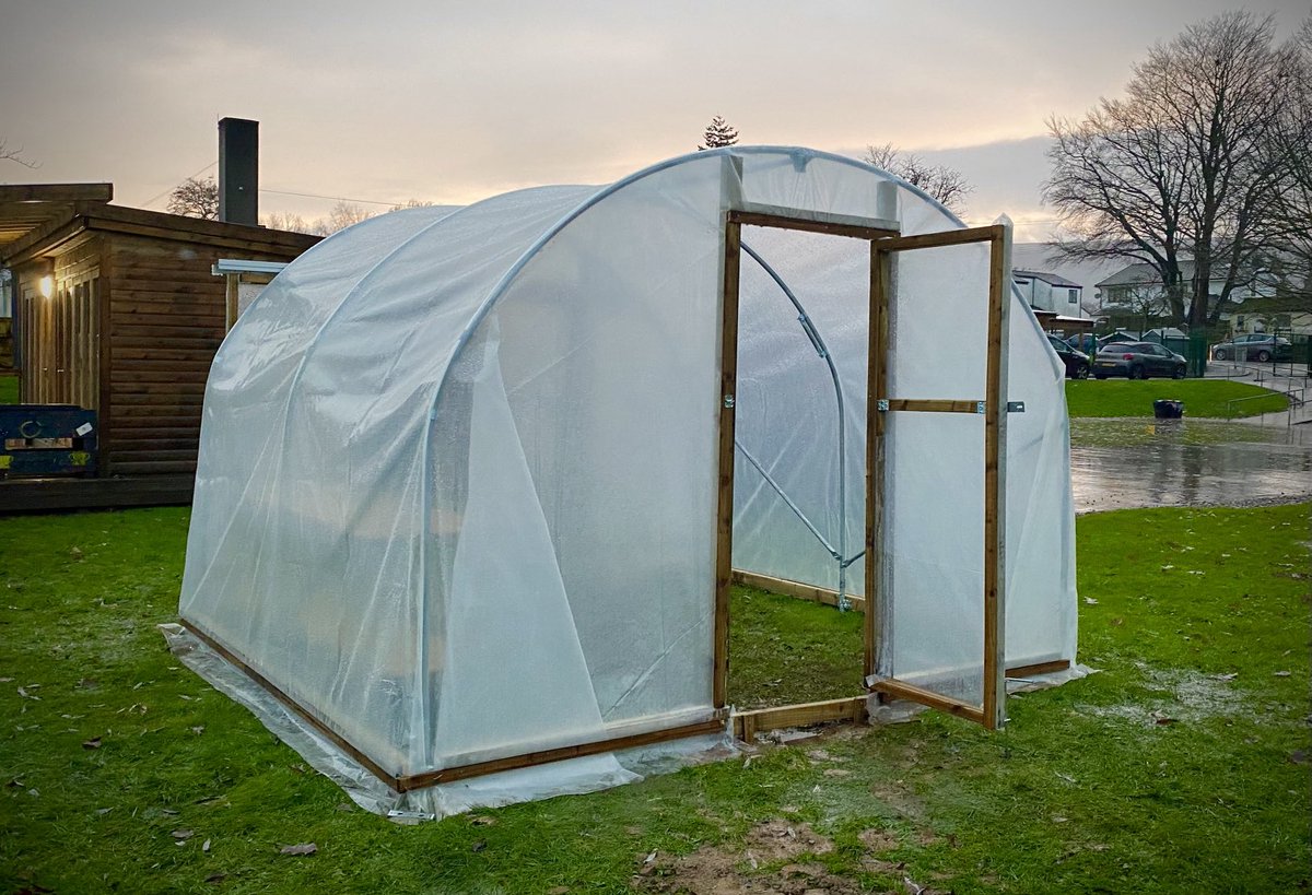 Goytre Fawr Primary (@goytrefawr) on Twitter photo Thank you <a href="/MorgansofUsk/">Morgans of Usk, Ltd</a> and our community volunteers for assembling this polytunnel for our children and our wider community. It’ll make a positive impact for us all. And thank you <a href="/K_L_Edwards/">Kathryn Edwards</a> for the hard work you put in to make it all happen . Diolch yn fawr! Thank you <a href="/MorgansofUsk/">Morgans of Usk, Ltd</a> and our community volunteers for assembling this polytunnel for our children and our wider community. It’ll make a positive impact for us all. And thank you <a href="/K_L_Edwards/">Kathryn Edwards</a> for the hard work you put in to make it all happen . Diolch yn fawr!
