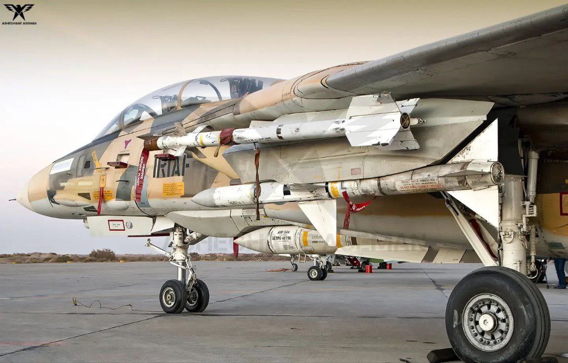 ⚡️🇮🇷Iranian F-14 with AIM-9J, AIM-7E and AIM-54A Phoenix air-to-air missiles.