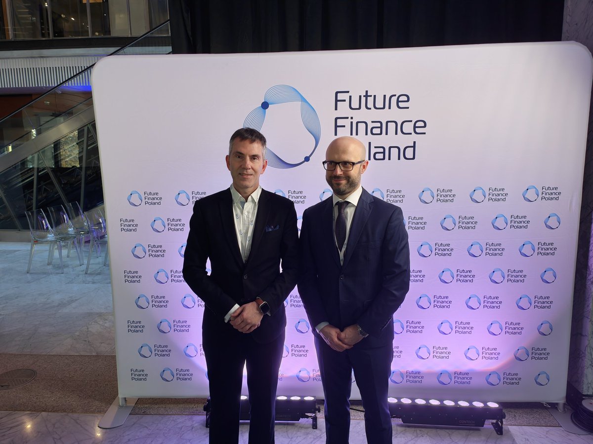 Jochen Biedermann tweet media