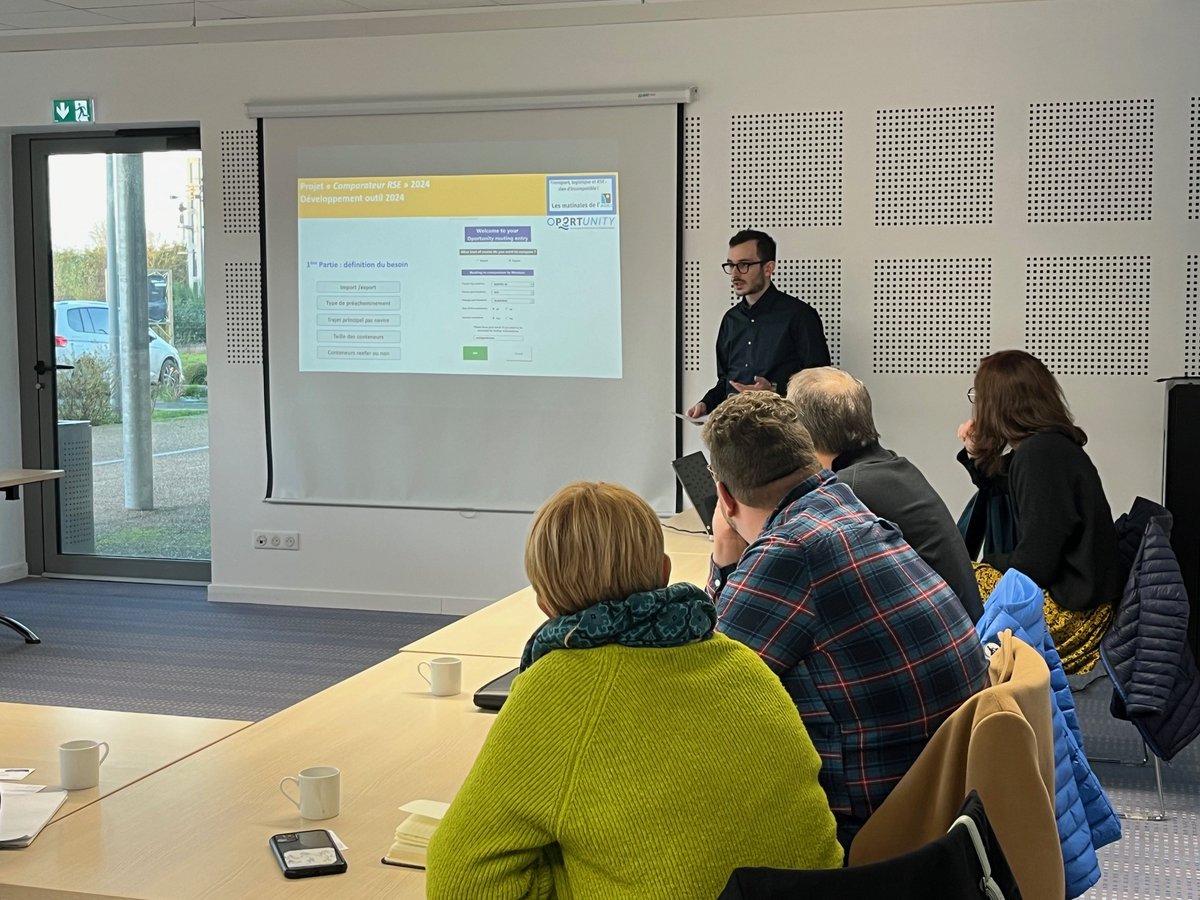 oPORTunity tweet media