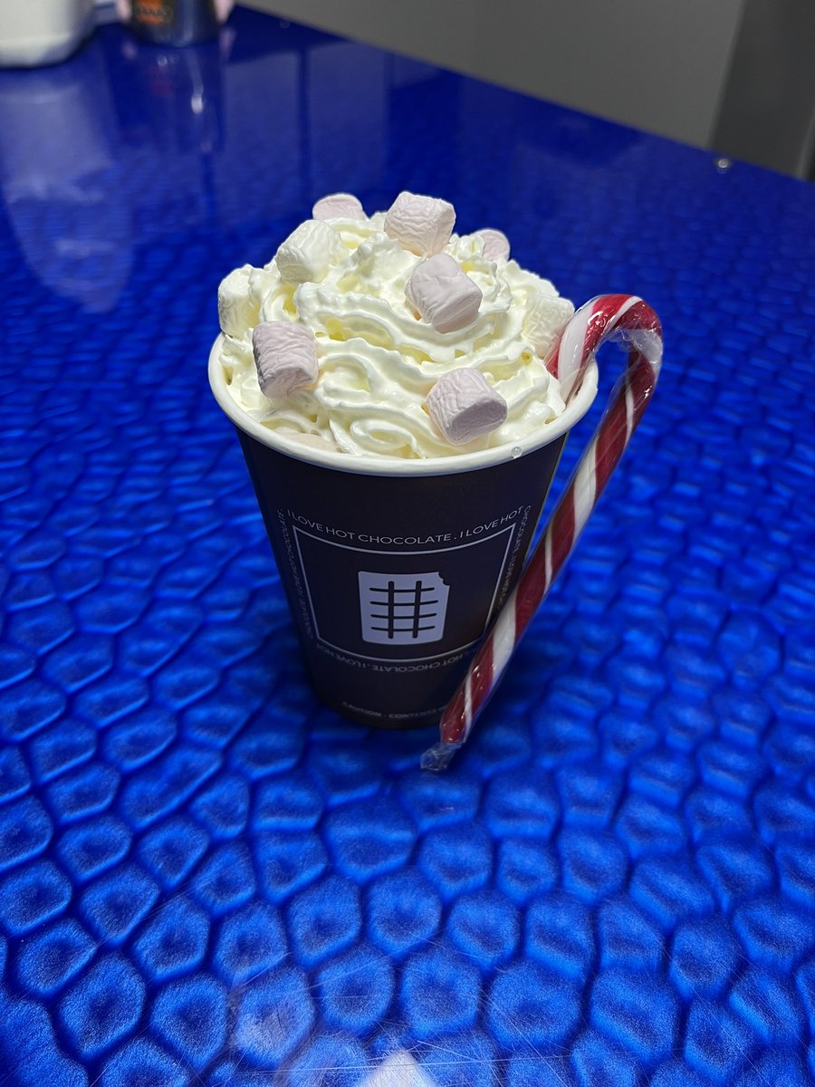 ✨New drink of the month✨ 
❄️Frosted Mint Hot Chocolate!❄️

This drink is served with a completely candy-cane and optional cream and mini marshmallows!! 🌿🍫🎅

<a href="/Boness_Academy/">Bo'ness Academy</a> <a href="/Boness_HWB/">Bo'ness Academy - PE</a>