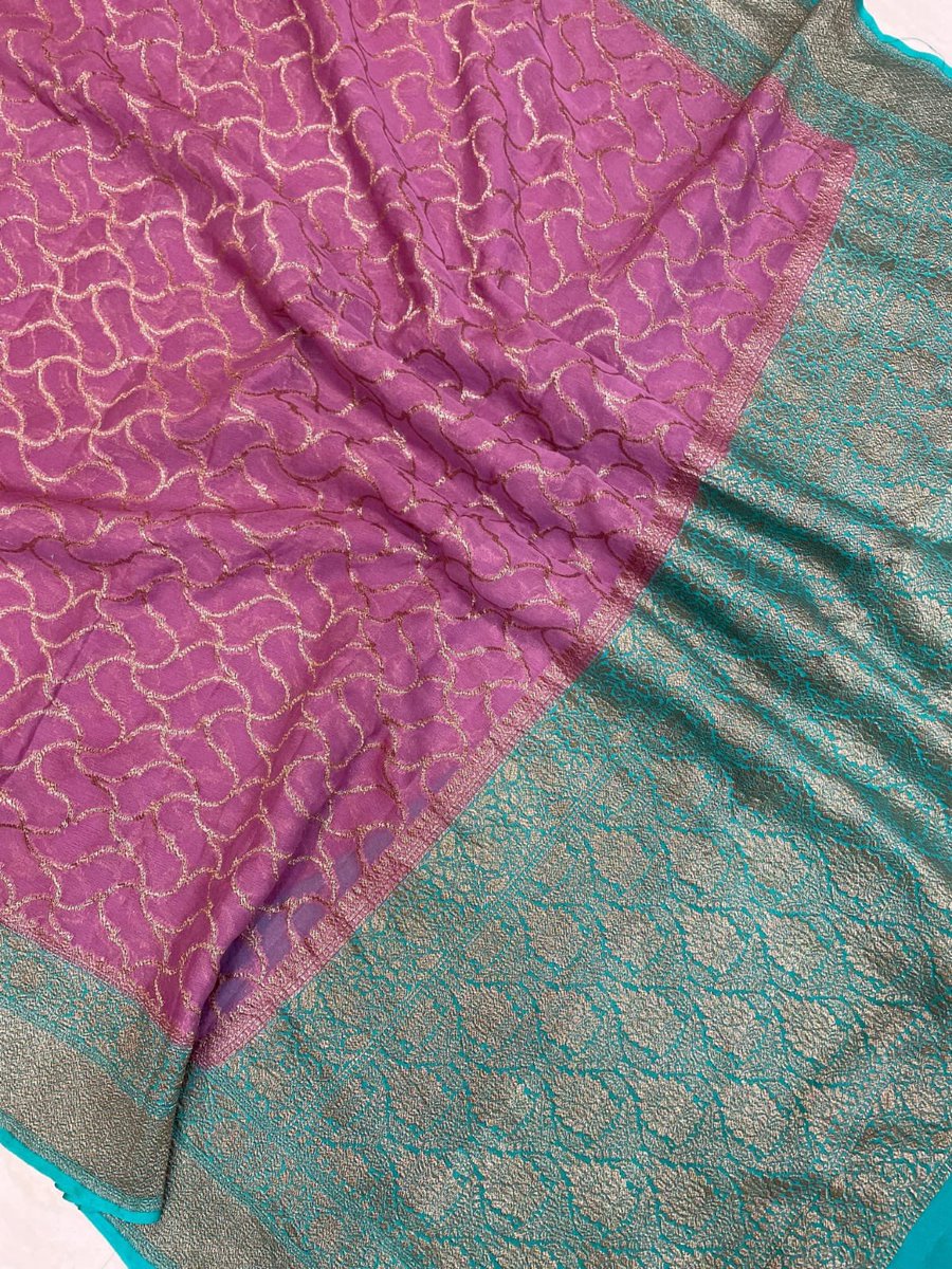 Banarasi Georgette Dyeable Zari Jaal Saree with Blouse 
.
Price:-1399/-
+Shiping

#banarasi #banarasisaree #banarasisarees #banarasisilk #georgette #gown #handloomlove #indianwear #indianweddingwear #kurti #kurtis #lawnsuits #lehenga #madeinindia #onlineshopping #TwitterX