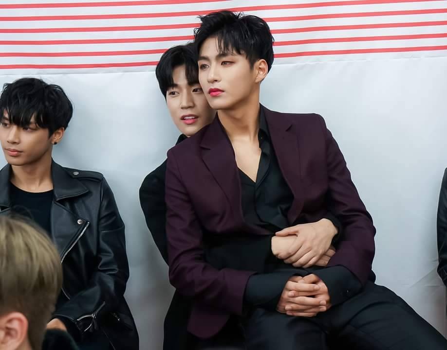 [🎞️] 

Mixnine programından Seoham, Inseong ve Hyunjong~

#크나큰 #KNK