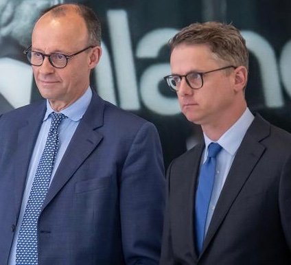 AGerlitzki's tweet photo. Es ist unsäglich traurig, dass
Politiker, die das Etikett
"Christdemokraten"
vor sich hertragen, ihren Mit-
menschen,
#Bürgergeld-Empfängern, das
#Existenzminimum neiden
und kürzen möchten⁉️ - Auch #FDPLindner und sein
Generalsekretär sollten sol-
che Neiddebatten unterlas-
sen! https://t.co/DO2X41wrXj