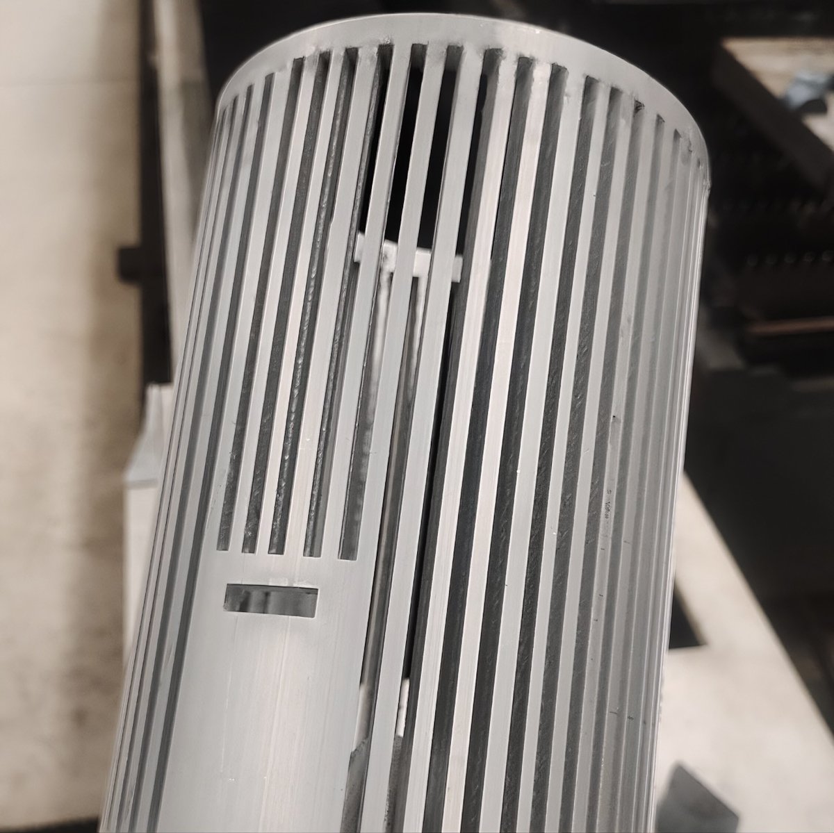 bodor_laser_'s tweet photo. How do you turn an 8mm thick aluminum tube into a showcase of unparalleled finesse?
The answer is the 🔸M230 12kW fiber laser cutting machine.
Discover the art of perfect cutting with #bodor. 🛠️
#cuttingsample #bodorlaser #lasercutting #fiberlaser #metalfabrication #metalworking https://t.co/iR8oUZE2TL
