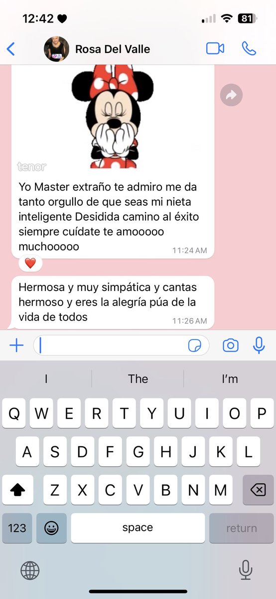 AyPatii's tweet photo. Mi abuelita siendo abrazos al corazón. 🥺❤️‍🩹 https://t.co/yPhhLSoInd