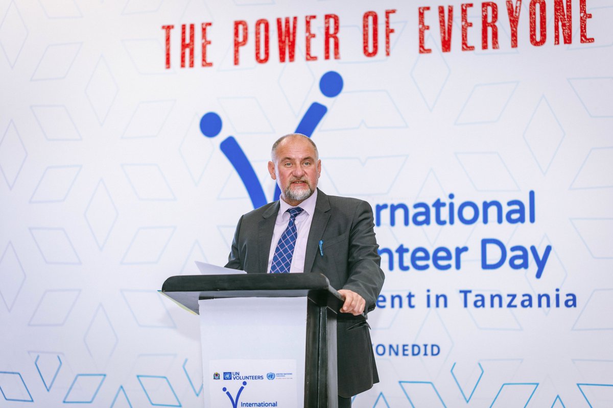 ZMilisic's tweet photo. Today we join all partners in celebrating the dedication of volunteers in Tanzania🇹🇿 &amp; globally 👏

In TZ, 63 @UNVolunteers contribute to the #SDGs &amp; national development goals.

To all volunteers, your time &amp; commitment don't go unnoticed. Thank you! 🙌

#IVD2023 https://t.co/Fgjwe9tNiT