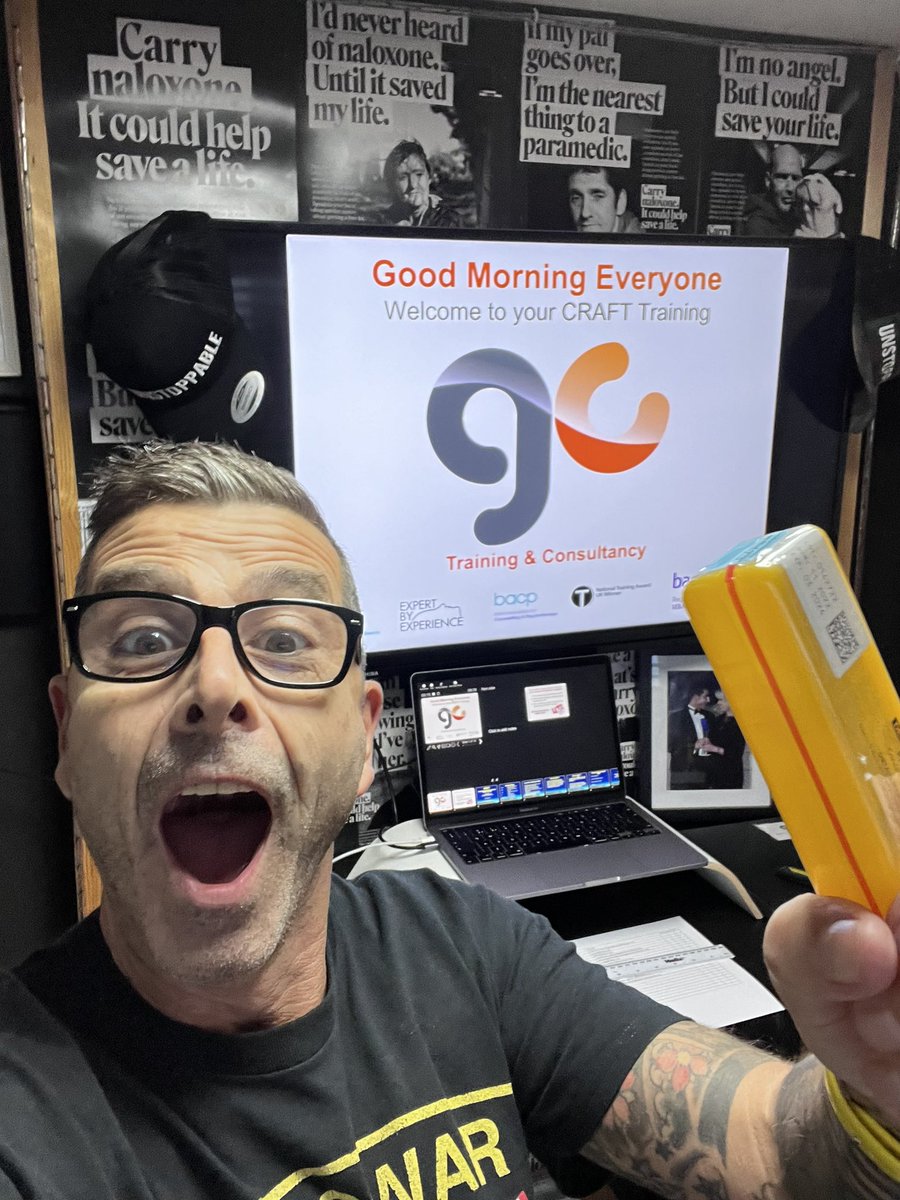GBMC73's tweet photo. ๐ค Right lets do this ๐ฅ๐ฅ
๐๐ป Three #awesome days of #CRAFT #Prac #Training with colleagues from @southayradp @RiverGardenAyr @Liber8888 @WeAreWithYou @southayrshire @PhoenixFutures1 @ScotFamADrugs #IFDAS #Verve ๐ฅฐ
๐๐ป Ya all gonna be #CraftDaft by #Friday โ
#Love has #Power ๐ฅฐ https://t.co/RhyYp8jdOb