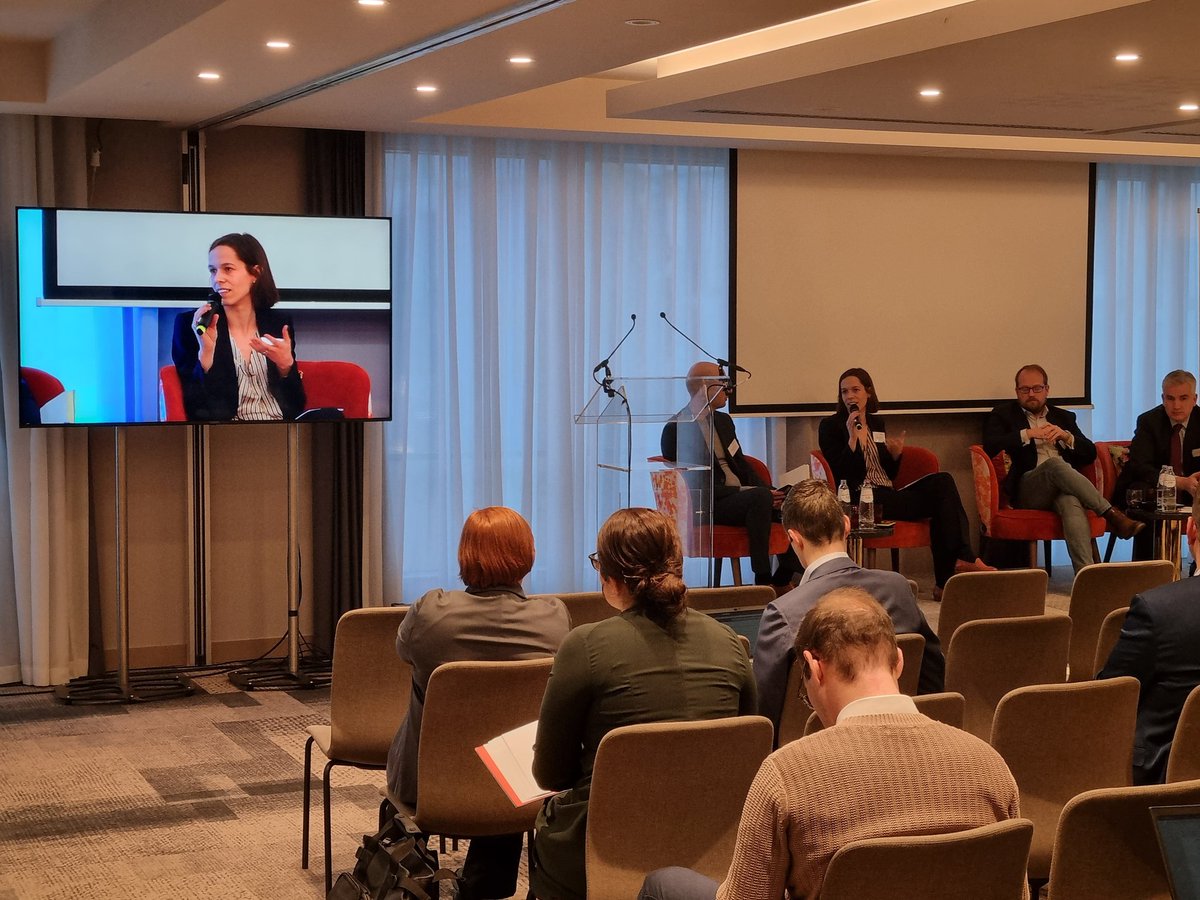 📢 Panel 1: 'Is #MergerControl key to preserving #innovation in the digital era?' Laura Corbett, @EU_Competition: 'Referrals of mergers below thresholds are a targeted and proportionate tool to ensure there is still competition following an acquisition.' #DigitalCompetitionDay