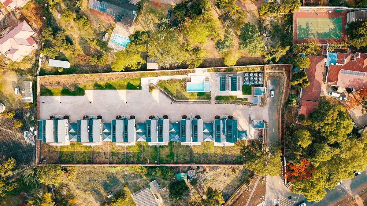 TroikaDesignZw's tweet photo. There's no denying that realizing a project is one of the most incredible feelings a designer can experience. At TDW, we are thrilled to have brought Glenara One to life having successfully implemented this project over a span of 17 months, What an experience!
#design #architect https://t.co/z4gXjzQD4i