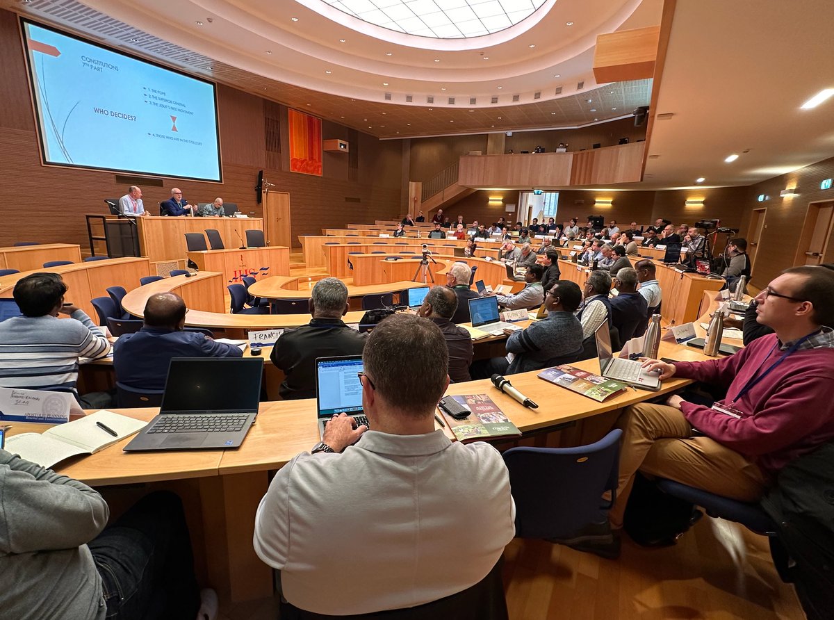 Great to be back to this aula for the #Conference on Apostolic Planning for Renewal &amp; Transformation. Now starting with Patrick C Goujon on a provocative opening about "what does Saint Ignatius say about planning?" #AMDG #Jesuits #SocietyofJesus <a href="/JesuitsGlobal/">Society of Jesus</a> <a href="/SomosJesuitas/">Conferencia de Provinciales Jesuitas LAC - CPAL</a>