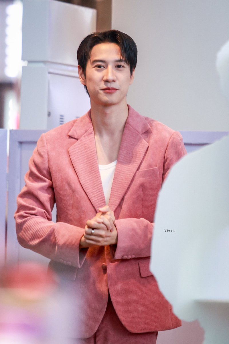 oasinus's tweet image. วาสนาฉันละวันนี้ … 
@brightrpp_ 

#ONESIAMxBright 
#SCBXNextTech
#SiamParagon 
#ilovesiam
#brightrpp