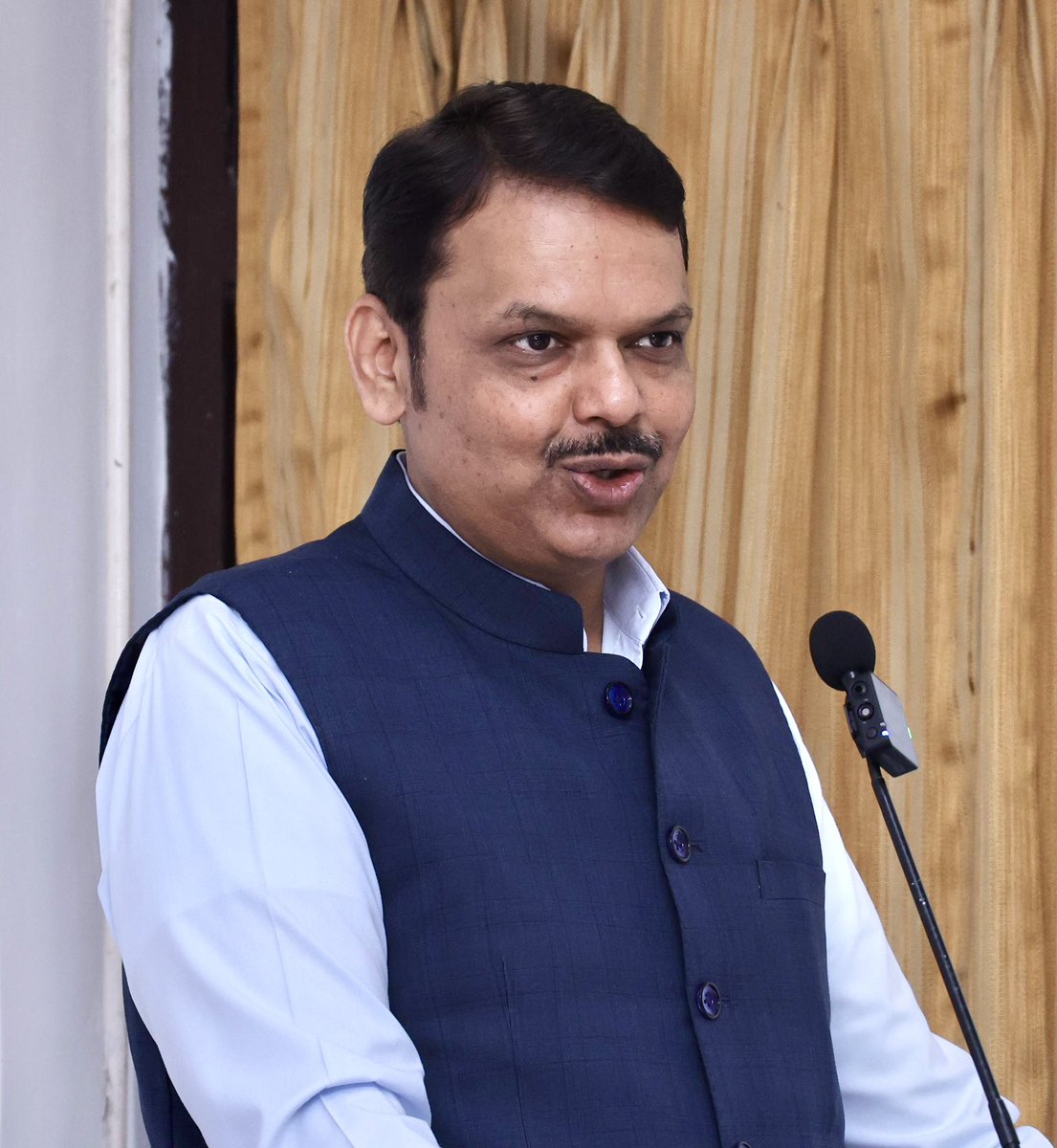 Dev_Fadnavis's tweet image. 🕥10.35am  | 5-12-2023 📍 Mumbai | स. १०.३५ वा. | ५-१२-२०२३ 📍 मुंबई

🔸 Launch of Asianet News Marathi website
🔸 एशियानेट न्यूज मराठी वेबसाइटचे लोकार्पण
🔸 एशिया नेट न्यूज़ मराठी वेबसाइट का लोकार्पण

@rajeshkalra @AsianetNewsMH
#Mumbai #Maharashtra #AsianetNews #News