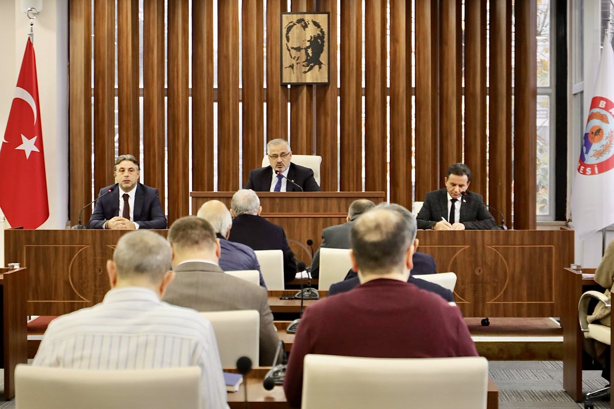 cemilmusaoglu's tweet photo. Belediye meclisimizin aralık ayı olağan toplantısını gerçekleştirdik alınan kararların şehrimize hayırlı olmasını temenni ederim @hamitkilicbafra 
@Bafrabldtr https://t.co/3GEk5KmQID
