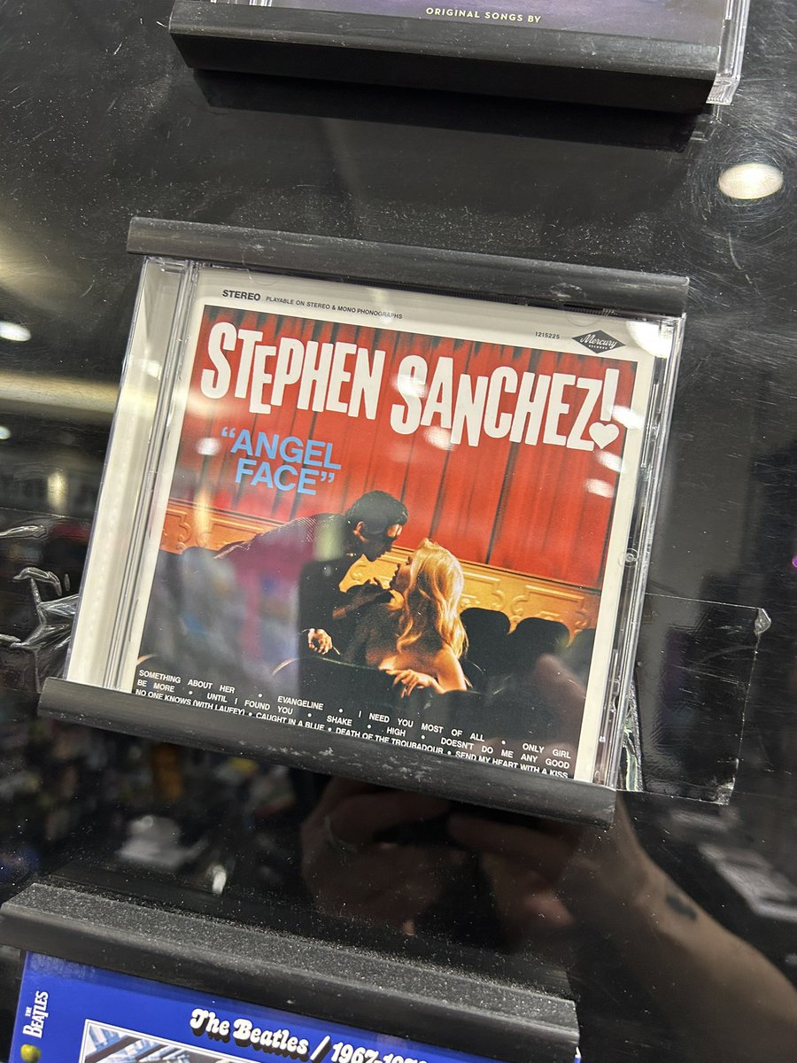 hmvDarlington's tweet image. Starting the day with @stephencsanchez #angelface because this 👇🏻 is an album of the year! Absolutely flipping stunning! ❤️