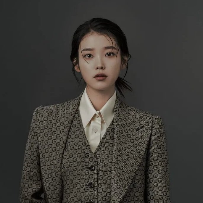jieunchart's tweet photo. 🚨 IU will make her comeback with the release of a new album in the 1st half of 2024, EDAM Entertainment reports.

Also, BTS’ V is confirmed to co-star the upcoming MV of IU’s next era. https://t.co/9n0Oaqt47w