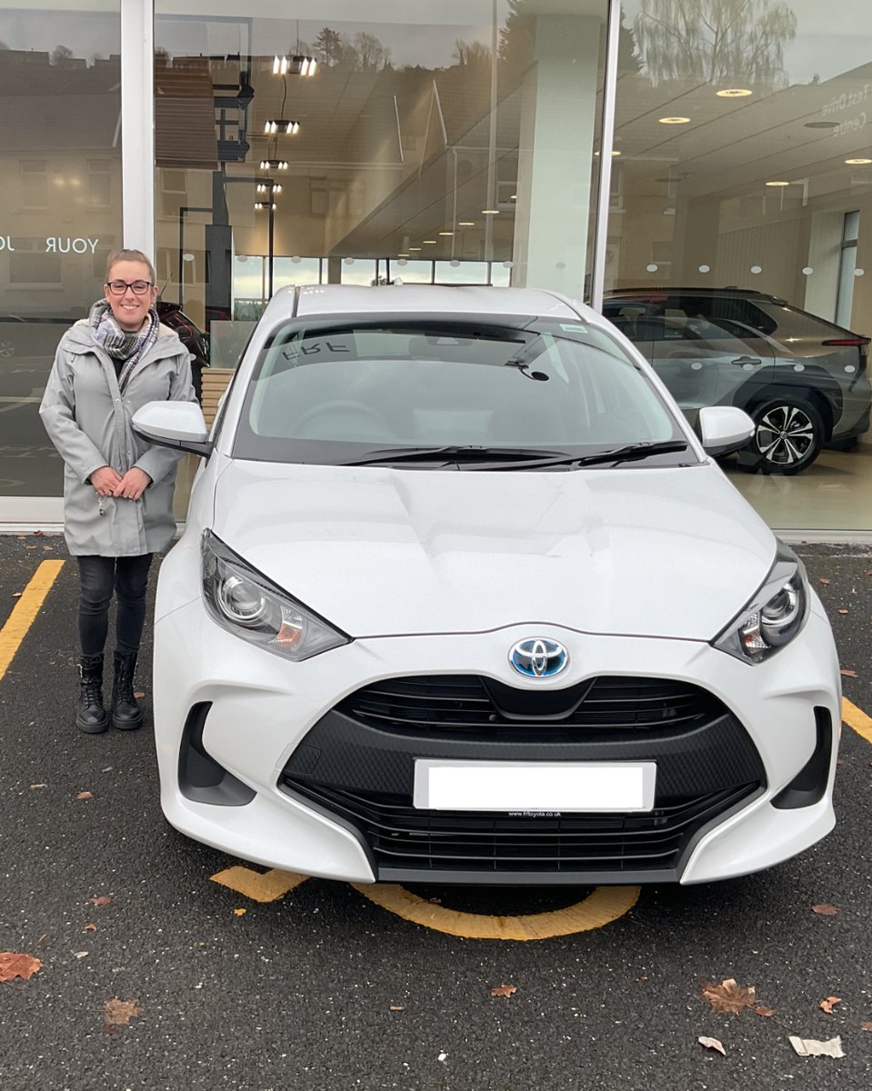 Happy collection day 🔥😍

Howells-butt collecting her brand new Toyota Yaris from FRF Toyota in #Swansea 

#FRF | FRF Toyota