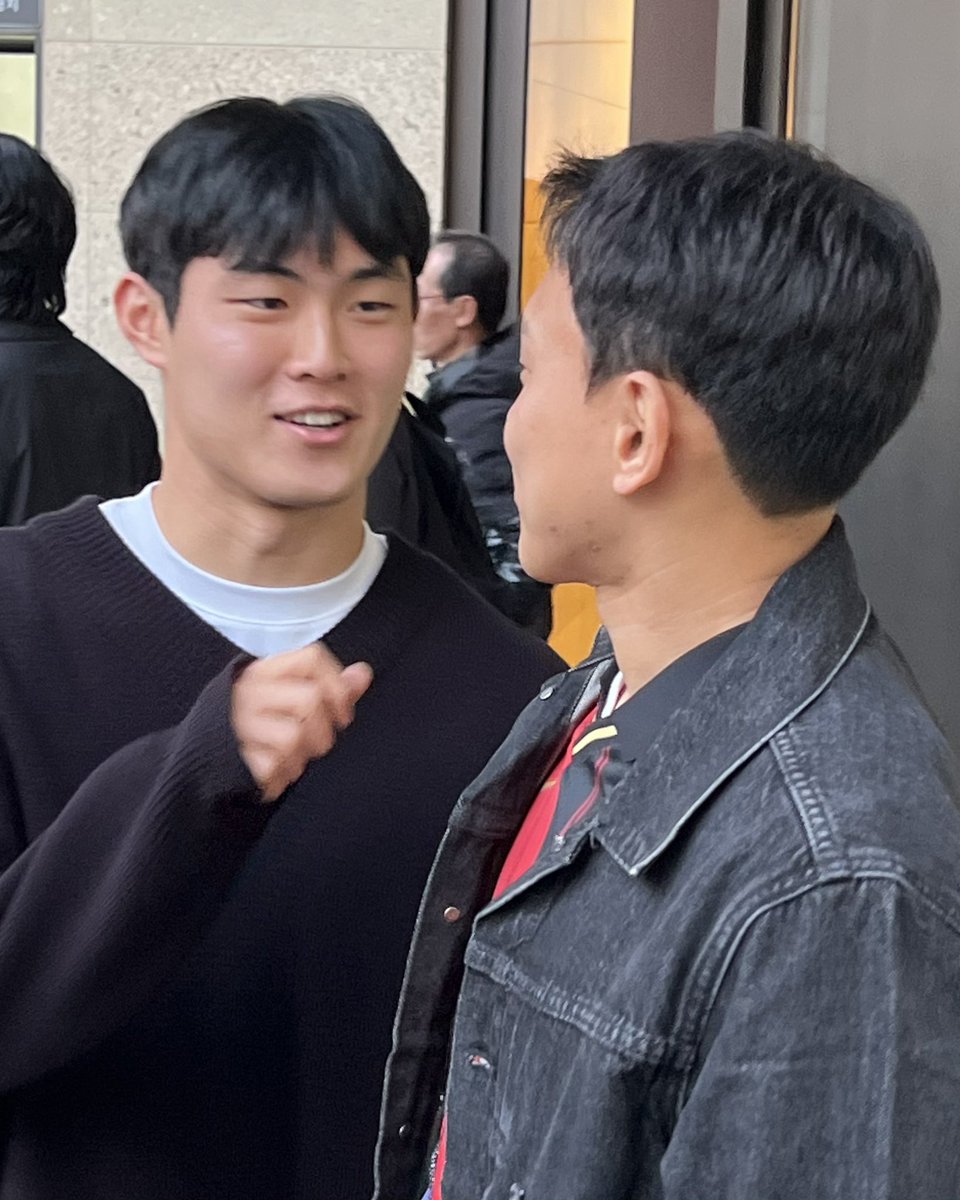 볼꼬집은 실패😭