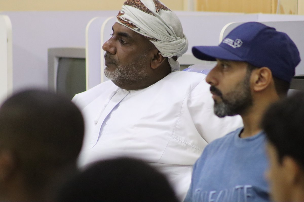 المحاضر الآسيوي سالم عزان وقّع حضوره في فعالية #شوية_رياضة بمحاضرة في المهارات الرياضية