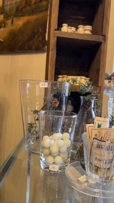 JuneObial's tweet image. I found a new jewel of an antique store this weekend. I could not resist getting one of the vintage ink well. 🪶#authorvibes #antiquestorefinds #antiquebottles ift.tt/3Q6MXaC