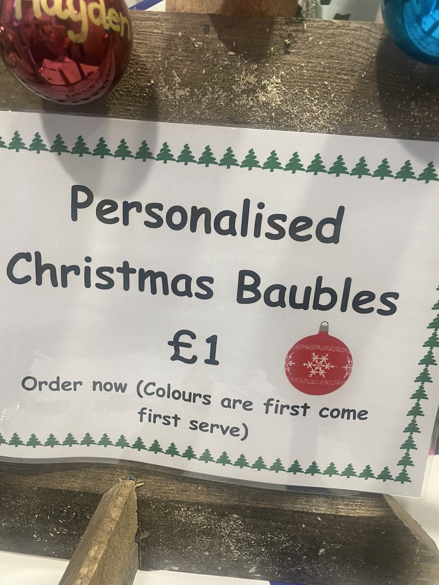 SarahFinlay1x's tweet photo. Personalised Christmas Baubles can now be ordered 😃 (these will be ready for the Christmas market) 
Any name can go on these and you don’t need to pay till you get them 😃 https://t.co/JYQewAVFHZ
