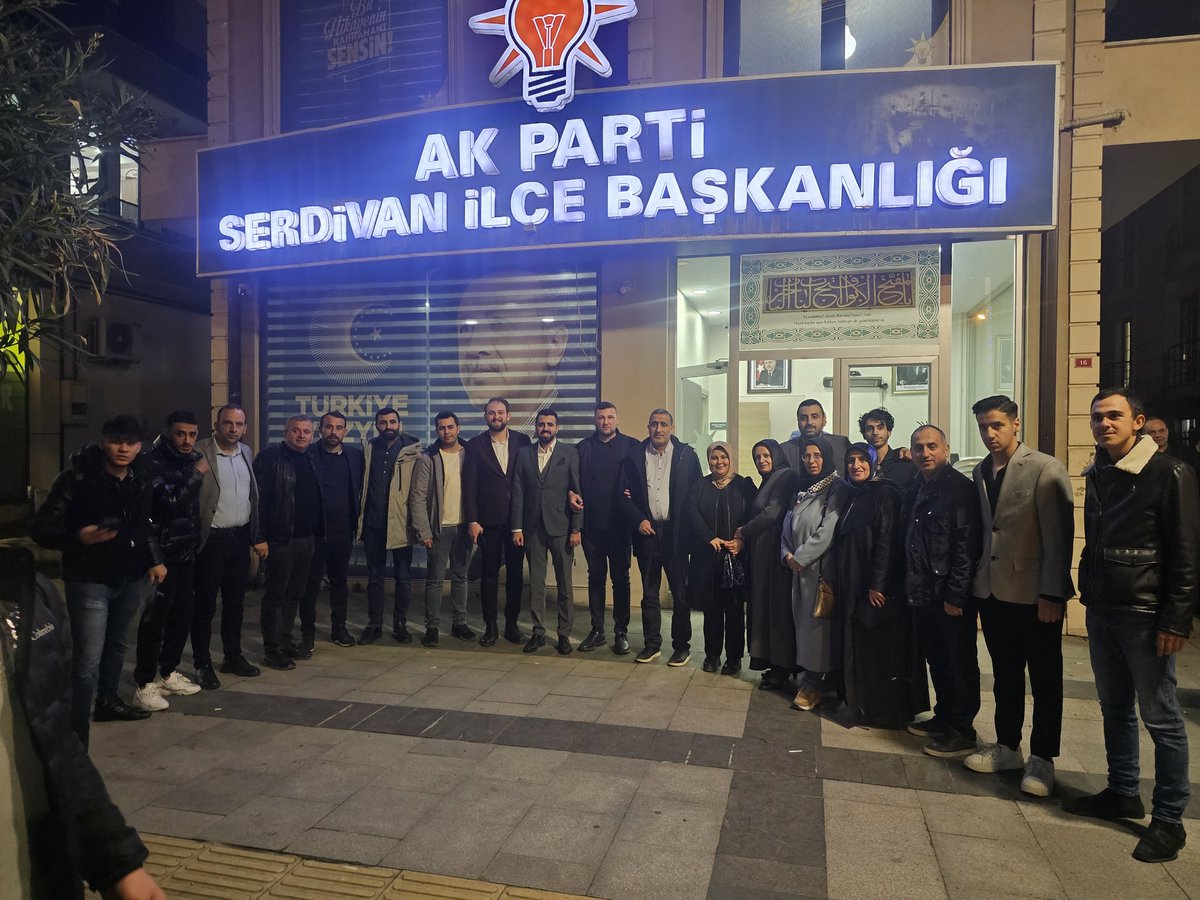 akpartiserdivan's tweet photo. 2024 Mahalli İdareler Yerel Seçimleri için teşkilatımızda İlçe Baskanımız Burak Erken tarafında Serdivan Belediyesi Meclis Üyesi Aday Adaylığı başvuruları alındı.
Başvuruda bulunan Aday adaylarına hayırlı olmasını diliyoruz. 

➡️ Kemal Aksu https://t.co/Ohtosffcg2