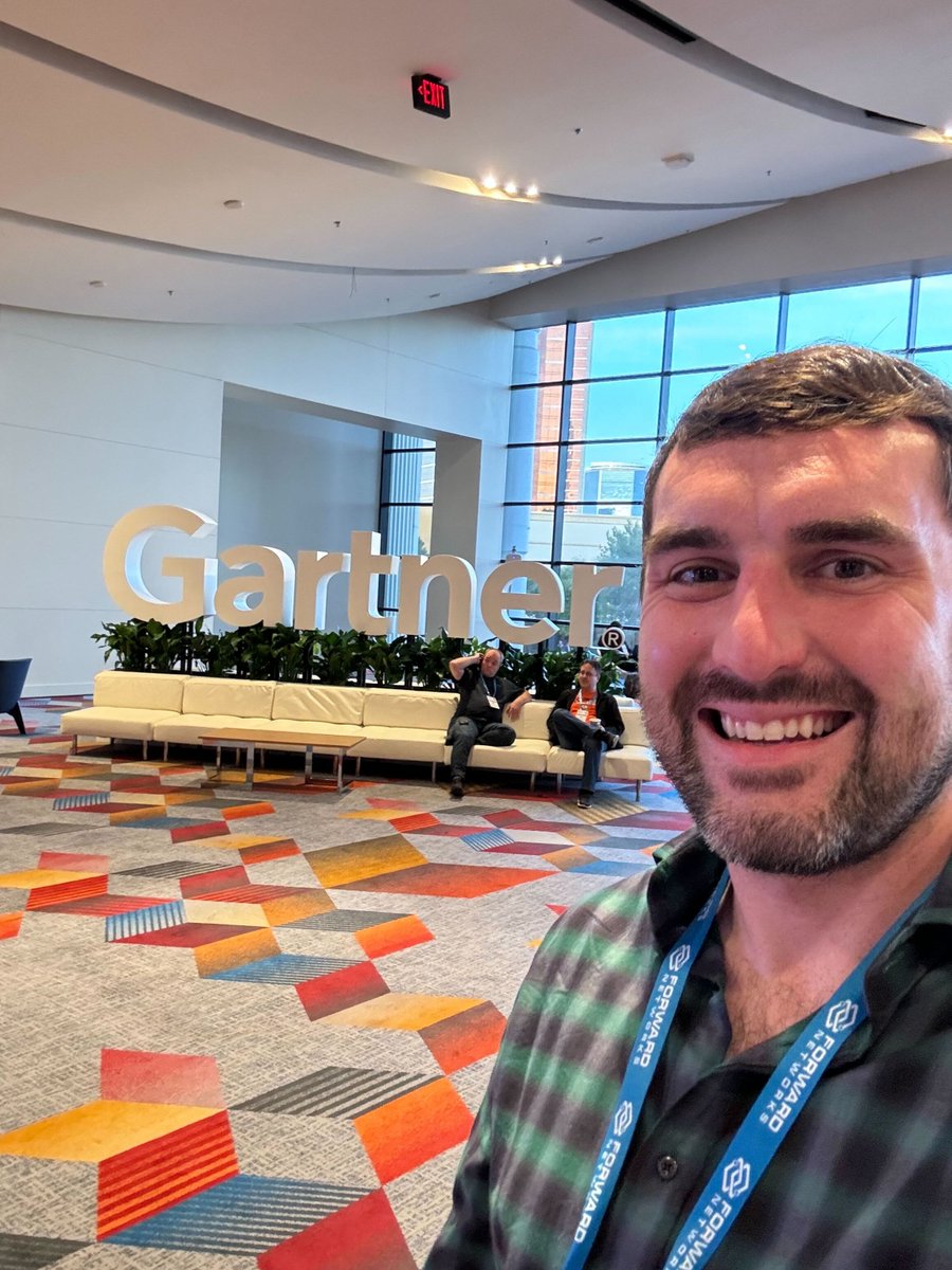 cPacket's tweet image. @Trey_Moczygemba is ready for the @Gartner_inc IOCS conference to start in Las Vegas!

#Gartner #cPacket #NetworkObservability