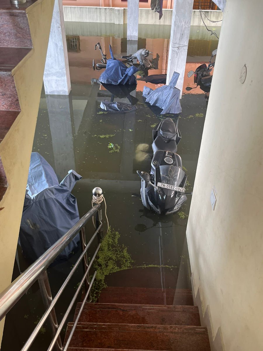 Gokulbasha's tweet photo. Dear Sir,
My Friend was got stuck with his family at pallikaranai, No current and no water for drinking also he said at evening 
Location: Akash Ganga Apartment, Backside, pallikaranai
Phone number :90808 92809, 95660 81315 https://t.co/EUWgsEcpEh