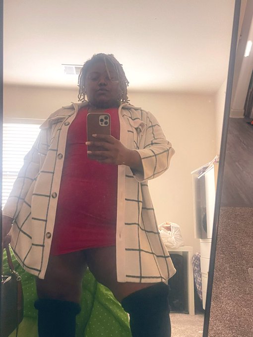 What do y&rsquo;all look like today? https://t.co/3ACLYVXY67